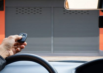 dorabianie pilotów do bram warszawa