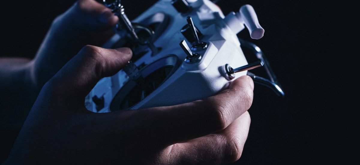 Filmowanie dronem – co warto wiedzieć przed pierwszym zleceniem