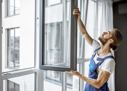 Okna PCV, aluminiowe czy drewniane – co najlepiej sprawdzi się w Twoim domu